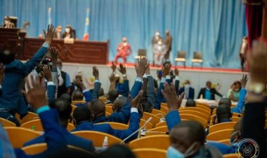 Ass Nat/Session de Mars : Réviser la constitution soit destituer Kabund, Mboso devant un dilemme