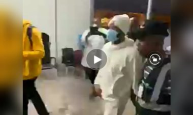 RDC vs Maroc : Meschack Elia vient d'arriver à Kinshasa (Voici l'image de son accueil )