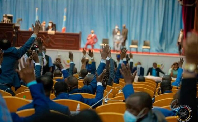 Ass Nat/Session de Mars : Réviser la constitution soit destituer Kabund, Mboso devant un dilemme