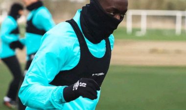 Angleterre : Yoane Wissa reprend l'entraînement avec son club avant d'affronter Chelsea