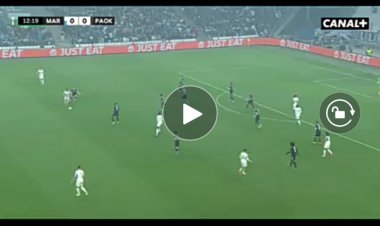 Football : Incroyable passe laser de Payet en présence de Cédric Bakambu (Vidéo)