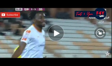 Berkane : Chadrack Muzungu en feu, il vole le ballon avec la tête au pied du défenseur de SOUALEM (Vidéo de son double)