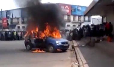 Urgent:Incendie d'un véhicule de transport en plein centre ville de Lubumbashi ce lundi 09 mai 2022