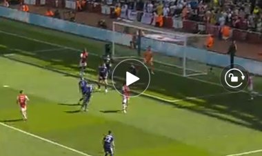 Premier League: En vidéo les buts de la qualification d'Arsenal face à Leeds (2-1)