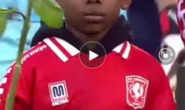 En vidéo les hommages du FC Twente à l'international congolais Jody Lukoki