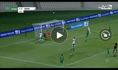 Football : Cette frappe de la tête de Ben Malango qui a passé à côté du poteau (Vidéo)