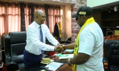Kinshasa : Henry maggie honoré par Emanuel Ramazani shadary