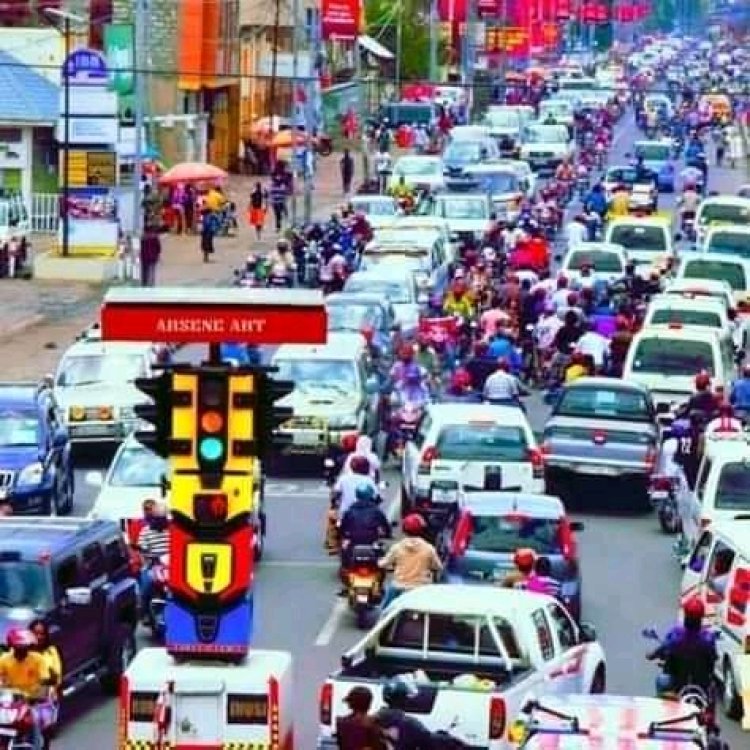 Goma:Le robot de réglementation de circulation routière au rond  point Mutinga cogné par un véhicule