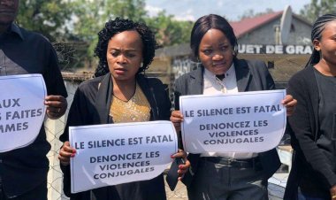 Goma: Manifestation de plusieurs femmes devant le parquet de grande instance pour denoncer les violences faites aux femmes