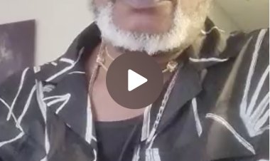 Interpellation de  Ferre Gola  à Paris : l'artiste musicien Koffi Olomide  lui apporte son soutien