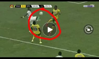 CAN 2023: Regardez ce penalty accordé par Jean Jacques Ndala à Sénégal contre le Rwanda (Vidéo)
