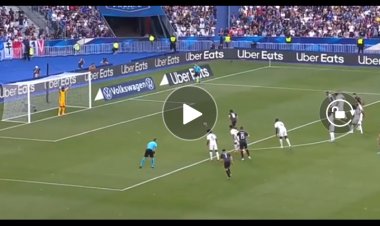 Croatie vs France : Ce magnifique but de pénalty marqué par Modric qui a agenouillé les français (Vidéo)