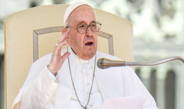 Visite du Pape en Afrique : Le Pape François présente des excuses aux africains