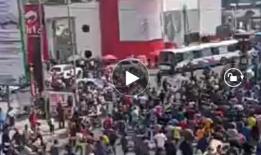 RDC : La population accompagne la dépouille du soldat tué par les rwandais à la frontière (Vidéo)