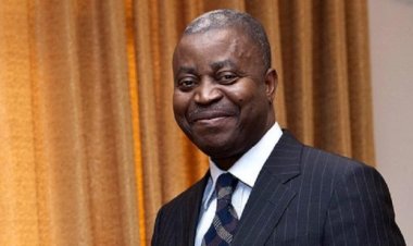 Conflits Rwanda-RDC: Adolphe Muzito qualifie les négociations diplomatiques de distraction et qu'il faut préparer la guerre