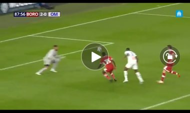 Olympique Marseille : La frappe déviée de Cédric Bakambu (Vidéo)