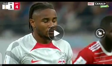 Leipzig : Le joli but de pénalty marqué par Christopher Nkunku devant Bayern Munich (Vidéo)