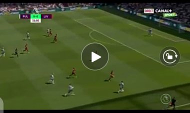 Angleterre : l'intervention musclée de Neeskens Kebano sur ce but de Fulham face à Liverpool (Vidéo)