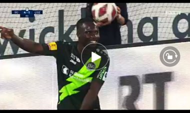 Foot : Deux minutes après son entrée en jeux, Chadrack Akolo réussi à marquer (vidéo)
