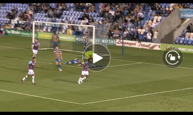 Angleterre : Samuel Bastien buteur avec Burnley (Vidéo)