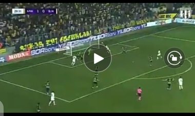 Besiktas : Jackson Muleka marque un incroyable but devant Ankaragücü (Vidéo)