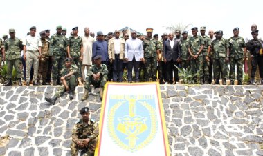RDC : Le gouvernement congolais promet de soutenir la formation des étudiants de l'académie militaire de Kananga