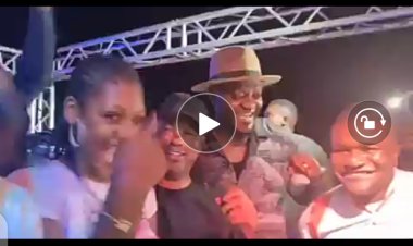 Musique : Afropetage du prophète Dennis Lessie, l'église dans le monde ou le monde dans l'église (Vidéo)