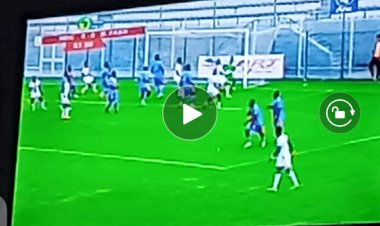 RDC : Ce coup franc de Burkina Faso arrêté intelligemment par le portier congolais Lionel Mpasi (Vidéo)