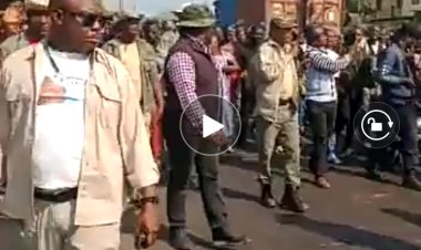 RDC : En voyant Kabila passé, la population crie Nzonga (vidéo)