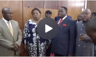 "Le pays est en guerre. Ils ont choisi Kwamouth parce que c'est l'entrée de Kinshasa. Nous sommes infiltrés", (Gouverneurs Grand Bandundu)
