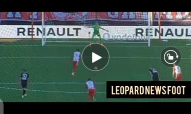 Grèce : Cédric Bakambu ouvre son compteur de buts chez Olympiakos avec ce joli pénalty (Vidéo)