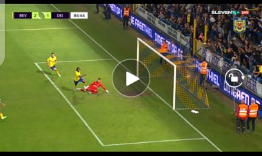 Belgique : Le but du siècle de Dieu Merci Mbokani avec son nouveau club (vidéo)