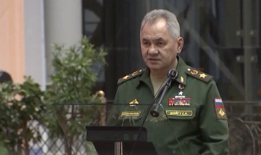 Ukraine : Moscou dit craindre une "bombe sale", Kyiv rejette ces allégations