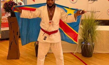 Jiu Ju Tsu :  Christopher Mputu, le premier congolais à être sacré champion du monde  !