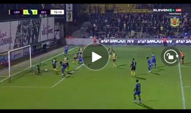 Belgique : Quelle belle occasion de but ratée par Dieumerci Mbokani dans la surface (Vidéo)