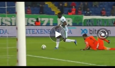 Turquie : Voici le meilleur but de Yannick Bolasie marqué après avoir effacé le gardien (Vidéo)