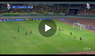 Foot: La feinte à la Messie de Joyce Lomalisa (vidéo)