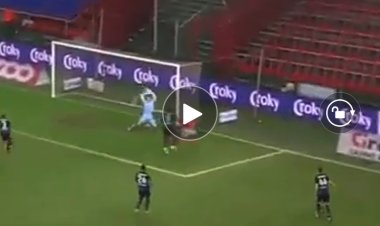 Foot : La performance de Jackson Muleka et son meilleur but marqué à la Messi (Vidéo)
