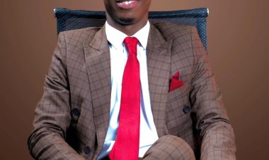 Portrait : Asifiwe Chinois, une étoile montante dans le design et graphisme à l'Est de la RDC