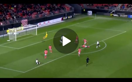 France : La frappe de Gaël Kakuta qui touche la barre transversale (vidéo)