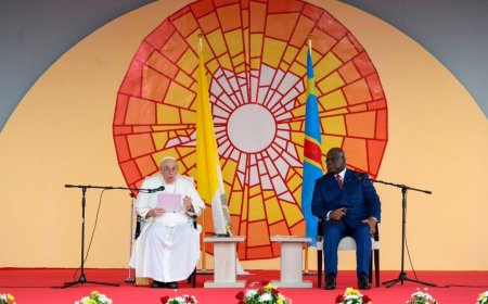 «Cessez d’étouffer l’Afrique!»: l’appel du Pape à son arrivée à Kinshasa