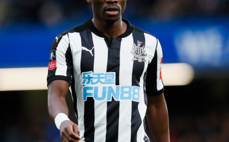 La star de la Coupe du monde Christian Atsu toujours portée disparue après le séisme en Turquie