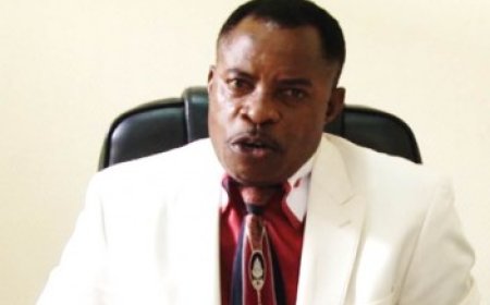 « Tous ceux qui attaquent la loi Tshiani sont de vrais païens, de vrais démons » (Pasteur Kass à Fridolin Ambongo)