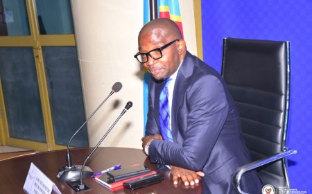 RDC - Turquie : Le ministre Ekila et l'ambassadeur Murât veulent relancer l'accord signé en 2022 dans le domaine du transport