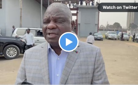 « La Cour Constitutionnelle est le juge pénal compétent du premier ministre, ancien comme en fonction », une précision du professeur Luzolo Bambi Lessa.