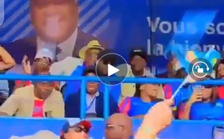 RDC vs Soudan : Regardez le bisou présidentiel de Félix Tshisekedi à son épouse avant l'ouverture du match (Vidéo)