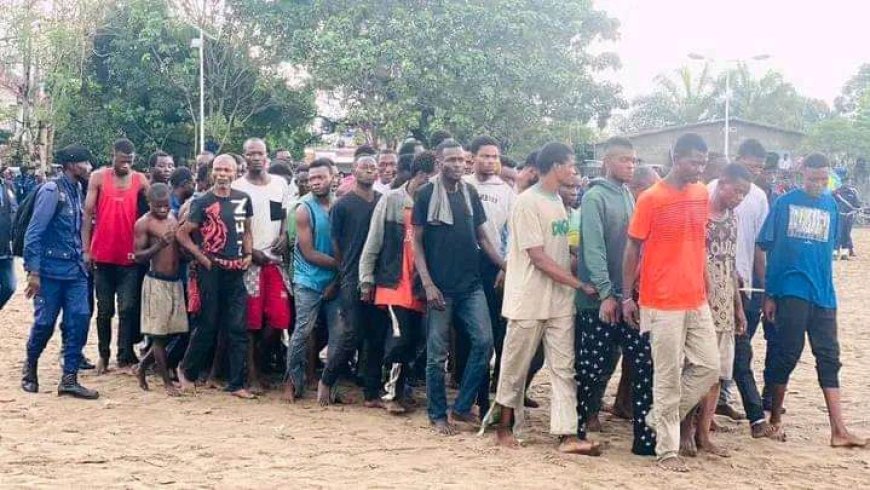 Kinshasa : Plus de 500 « kuluna » arrêtés par la police présentés à la presse