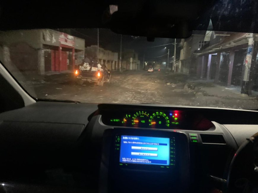 Élections 2023/Goma : un véhicule du candidat Patrick Munyomo serait aperçu ce jeudi soir entrain de transporter les machines à voter pour la tricherie (Alerte la population)