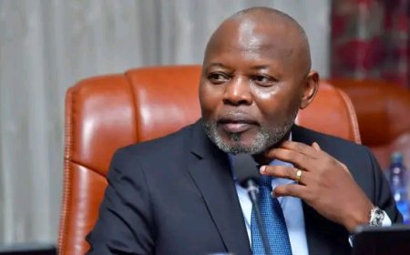 « VPM Vital Kamerhe félicite chaleureusement le président Félix Tshisekedi pour sa réélection à la Présidentielle 2023 »