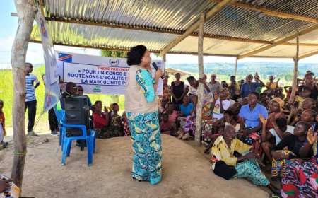 Kasaï Central-JIF: FMMDI sensibilise les femmes déplacées et retournées sur la reconnaissance et la revendication de leurs droits